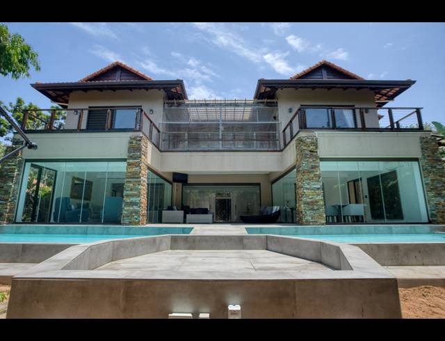 5 BEDROOM HOUSE FOR SALE IN BALLITO CENTRAL
